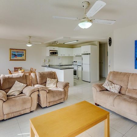 Cheltenham Apartments Caloundra Bagian luar foto