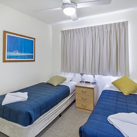 Cheltenham Apartments Caloundra Bagian luar foto