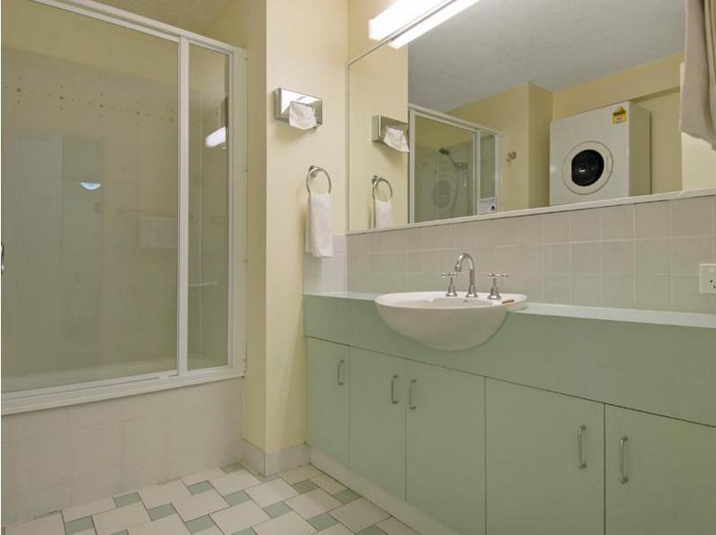 Cheltenham Apartments Caloundra Bagian luar foto