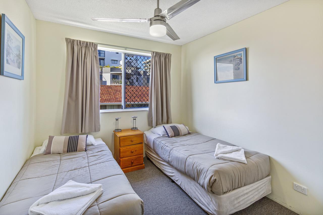 Cheltenham Apartments Caloundra Bagian luar foto